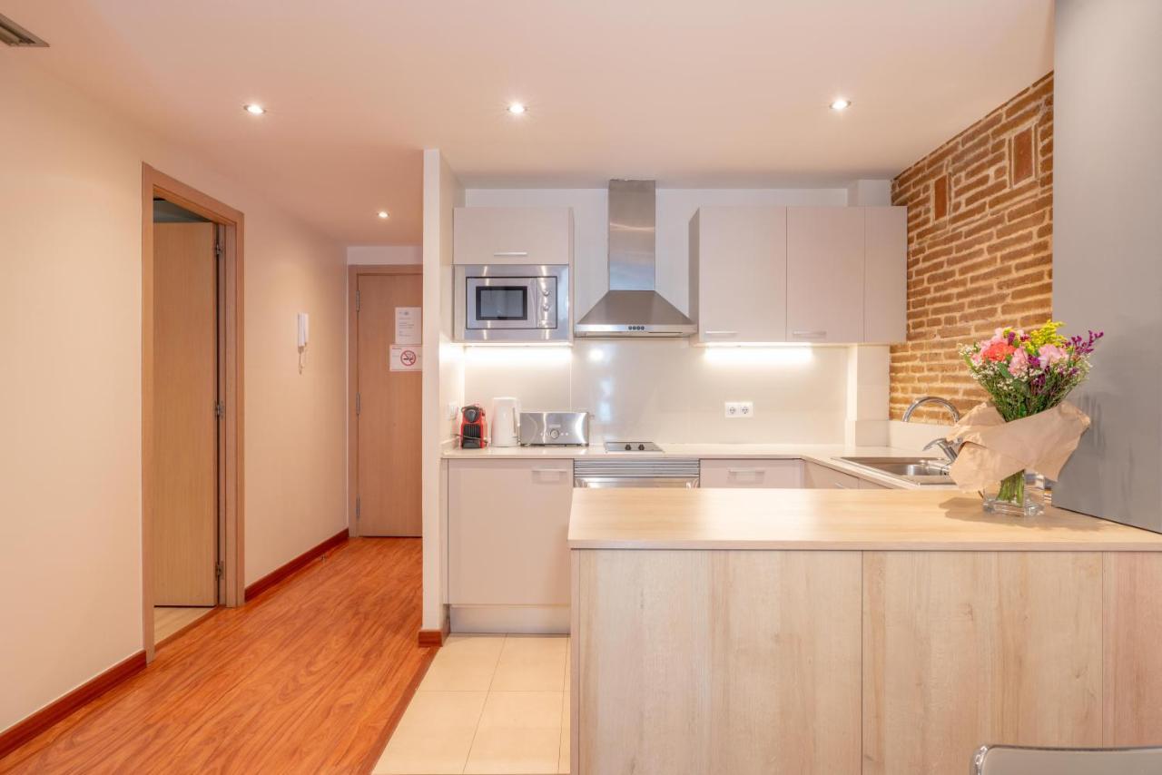 Serennia Cest Apartamentos Arc De Triomf Barcelona Kültér fotó